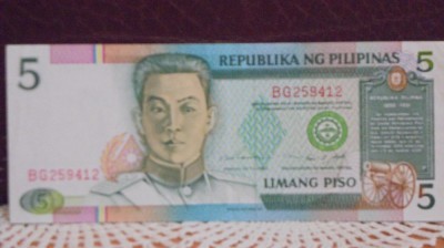 FILIPINE - 1990 - 5 PISO - UNC . foto