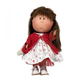 Papusa Nines D&#039;Onil Mia cu parul saten, palton rosu, articulatii si miros de vanilie 30 cm