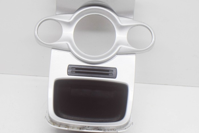 nerasta FORD FIESTA VI 2010 OEM: 8A61-18D422-BGW,1006588 12224636