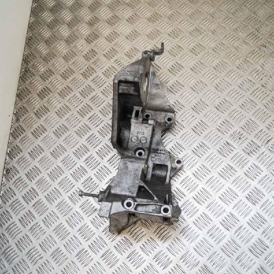 Suport alternator AUDI A4 Avant 8K5, B8 2013 OEM: 03L903143R 2495012 foto