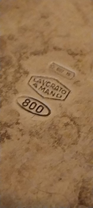 Pahar argint masiv gravat. V&acirc;nd sau schimb cu argint de topit