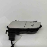 Comutator &icirc;ncălzire scaun MERCEDES-BENZ C W205 2013 OEM: A2139057502 | 22826663