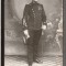 Fotografie CDV Sec XIX Ploesti Atelier Karmin - Ofiter vanator decorat cu sabie