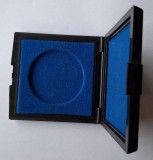 Cutie veche romaneasca pentru depozitare, medalie - placheta pt diametru 6 cm