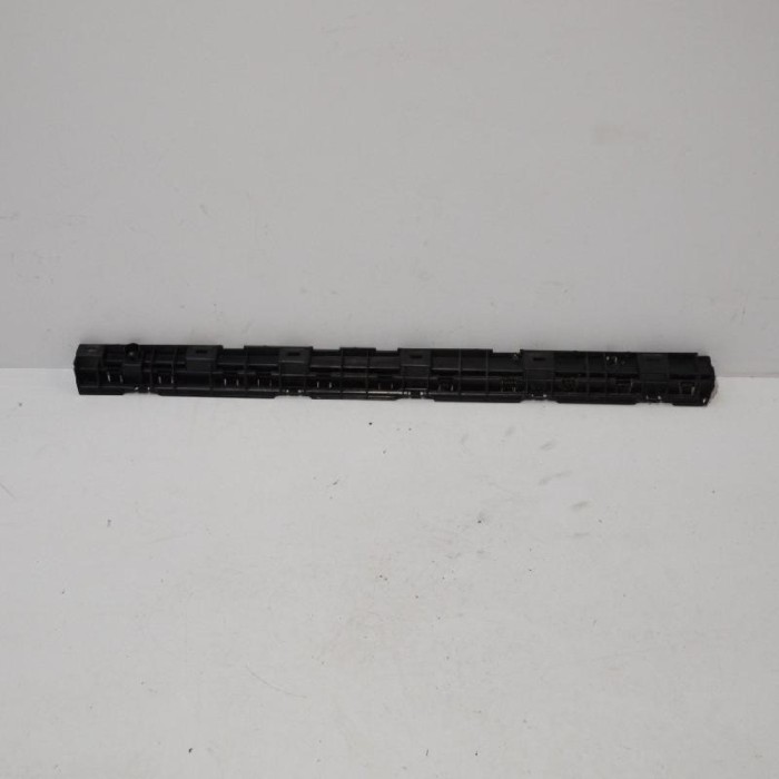 Suport prag lateral st&acirc;nga față BMW 5 F10 2010 OEM: 7184777 | 2417670