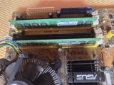 placa de baza PC - ASUS P5GDC cu procesor Intel 3,20 Ghz si 2 Gb ram