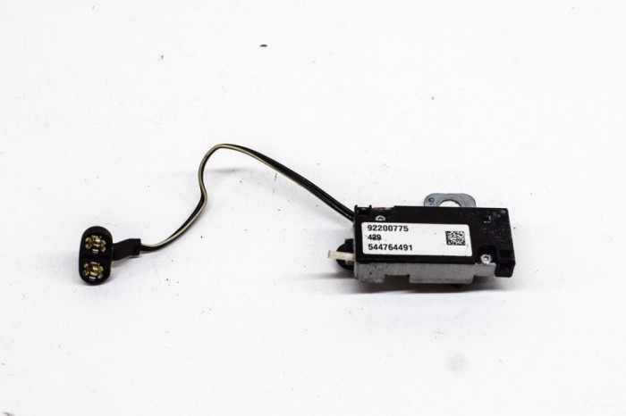 Amplificator de antena CHEVROLET CAMARO 2010 OEM: 92200775 18339771