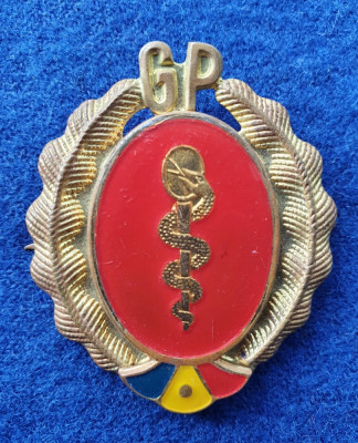 Insigna medicina GP - Garzile Patriotice - COMANDANT DE GRUPA Sanitar anul 1970 foto