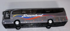 MACHETA AUTOCAR REALTOY MERCEDES BENZ- TRAVEGO 1/64 CHINA