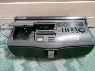 Casetofon vechi hitachi foto
