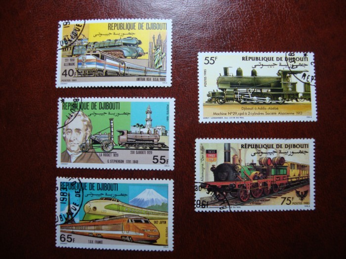 DJIBOUTI 2 SERII TRENURI