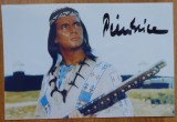 Autograf al actorului francez Pierre Brice cunoscut pentru rolurile din ciclul de filme cu Winnetou si Dacii, de Sergiu Nicolaescu