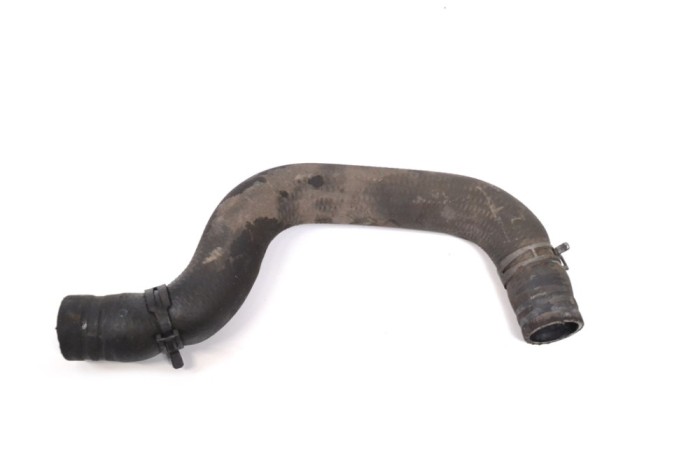 Furtun de lichid de răcire VW ROUTAN 2013 | 13322934