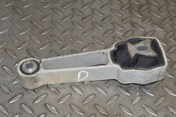Suport motor dreapta LAND ROVER RANGE ROVER EVOQUE L538 2017 | 14147863
