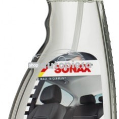 Solutie pentru curatarea tapiteriei SONAX Interior cleaner 500 ml SO321200