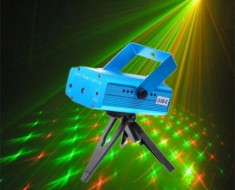 Mini Proiector Laser cu efect de artificii si stelute foto