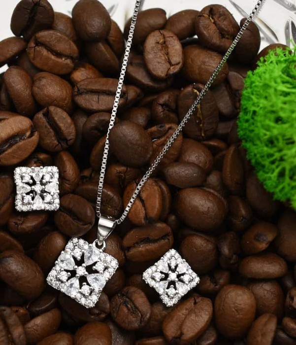 Set Argint Pandativ Si Cercei-- Model Patrat - cod SET392F