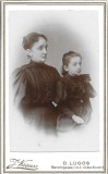 M1301N Cornelia Brediceanu născută Rădulescu cu fiica ei, Sempronia, studio Julius Krausz, Lugoj