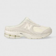 New Balance papuci M2002RMQ culoarea alb