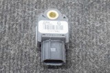Senzor de impact st&acirc;nga spate TOYOTA HILUX VII Pick-up _N1_, _N2_, _N3_ 2016 OEM: 89831-04020 11280422