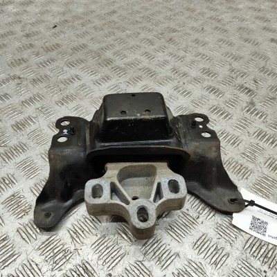 Suport motor st&amp;acirc;nga VW PASSAT Variant B8 3G5 2016 OEM: 5Q0199555AD 32739373 foto