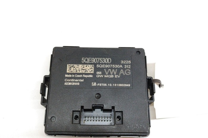Unitate de control Gateway VW GOLF VII 5G1, BQ1, BE1, BE2 2015 OEM: 5QE907530D,5QE907530A,A2C96129101B | 25845431