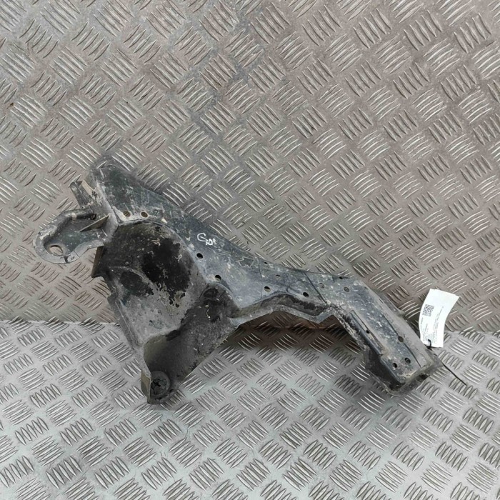 Scut motor st&acirc;nga spate TOYOTA AURIS _E18_ 2013 OEM: 57628-02100