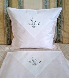 Set 2 Fete de pernuta, Vintage din bumbac cu broderie aplicata, manuala florala