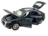 Macheta SUV Audi Q8 Die-Cast 1:24 Negru - sunete, lumini si resort- 20 cm