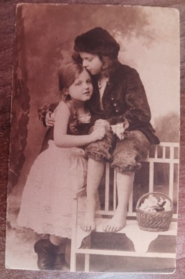 QW18 21 - Fotografie foarte veche - Doi copii superbi frate si sora - anii 1920 foto