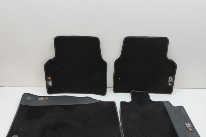 Set covorașe CUPRA BORN K11 2023 OEM: 10E093990B | 25496807