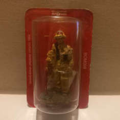 Figurina plumb - Pompier tenue de feu Los Angeles 2002 - 1:32
