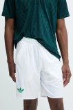 adidas Originals pantaloni scurți Ergo Shorts Pro culoarea alb, JN0781
