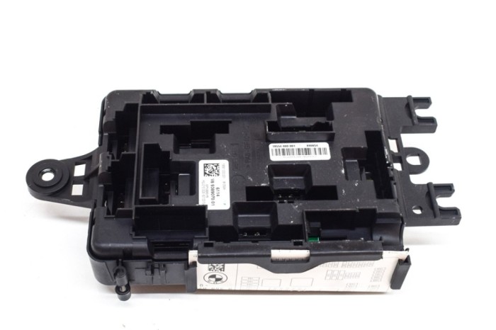 Modul panou de siguranțe BMW 3 F30, F80 2016 OEM: 9389070 20285444