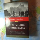 Cum moare democrația