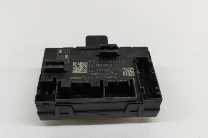 Modul de control ușă dreapta față SKODA KAROQ NU7 2018 OEM: 5Q4959593E,5Q4959593B,A2C7494650400 26021726