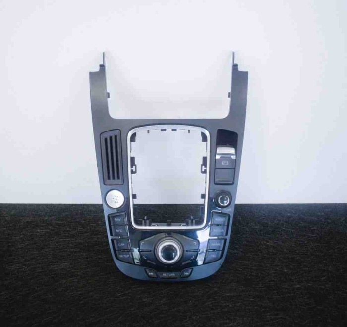 Comutator de control navigație AUDI A5 8T3 2009 OEM: 8T0919609C 3303686