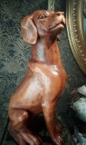 Eleganta sculptura caine din lemn masiv sculptat integral manual