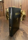 BIBLIA (2002 - Republica Moldova, 24,5x17cm.)