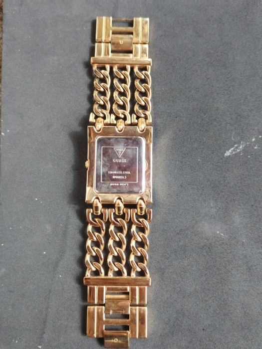 v&acirc;nd ceas dama guess