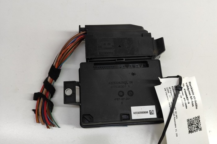 Unitate de control fr&acirc;nă de m&acirc;nă AUDI Q5 8R 2015 OEM: 8K0907801N,8K0907801J,A2C87253600,32620324A 30668289