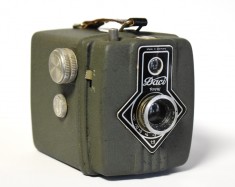 Aparat foto / camera box Daci Royal Germania - verde army - cca.1948 foto