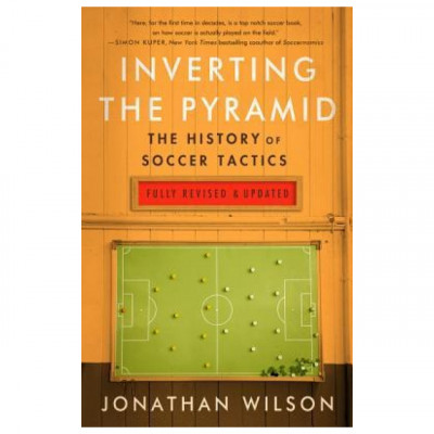 Inverting the Pyramid: The History of Soccer Tactics foto