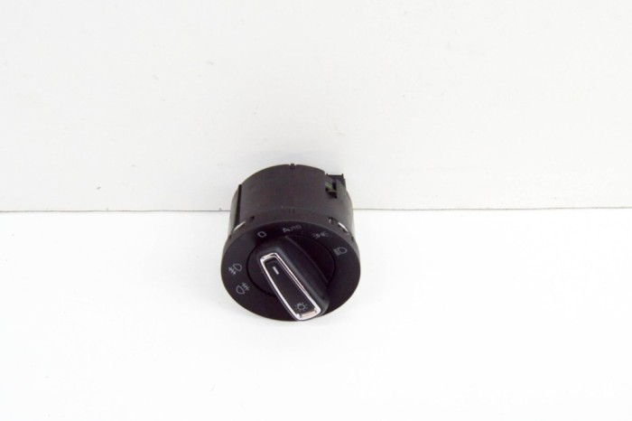 Modul de control comutator faruri SKODA SUPERB III Estate 3V5 2018 OEM: 3V0941431 18057943