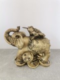 Cumpara ieftin Statueta feng shui broasca pe elefant , noroc si prosperitate 13 cm