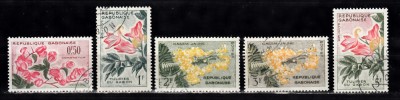 A12 S2 3 - Timbre foarte vechi - Gabon - flori foto