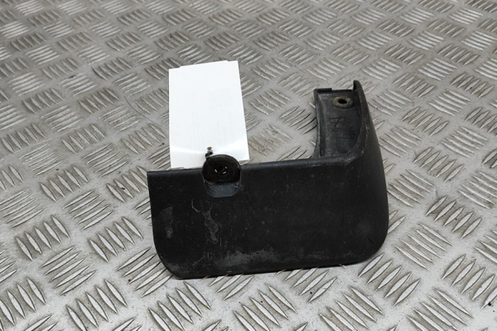 Aparatoare noroi dreapta spate HYUNDAI i30 GD 2012 OEM: 86842-A6000 29975693