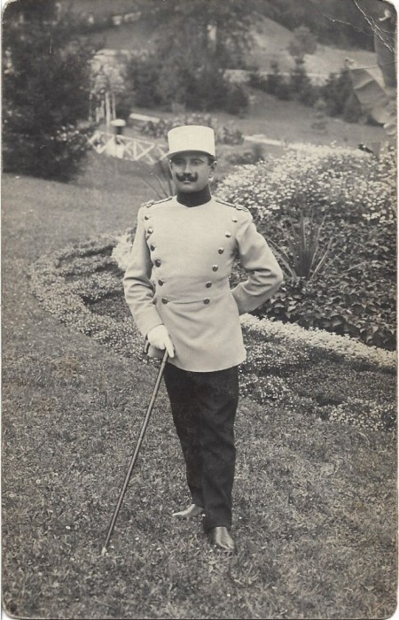 P1931N Căpitan rom&acirc;n &icirc;n uniformă model 1895