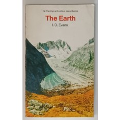 THE EARTH by I.O. EVANS , illustrated by JOHN SMITH , 1974