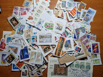315 timbre pe fragment - intre anii 1950-2000 foto